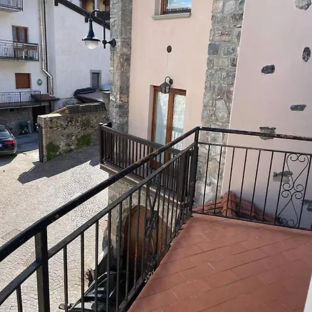 Bottega 1892 In Centro Storico * Borno